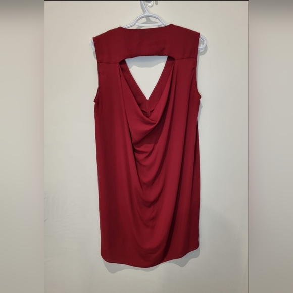 BCBG burgundy cowl back tunic dress size M - Picture 2 of 3
